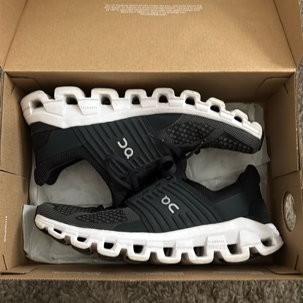 Cloud swift black/rock W8.5